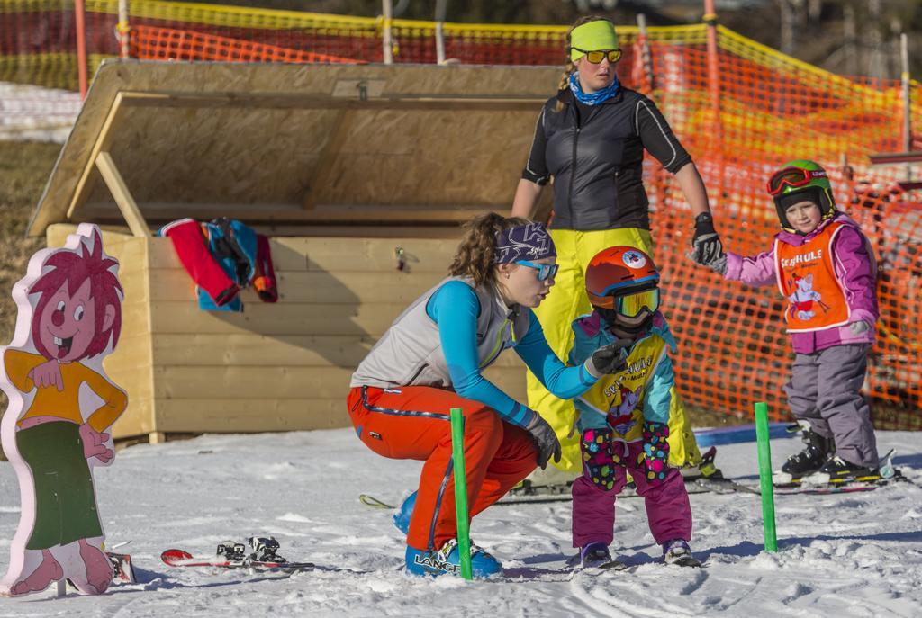 Fit Und Fun Sportherberge Kotschach-Mauthen المظهر الخارجي الصورة